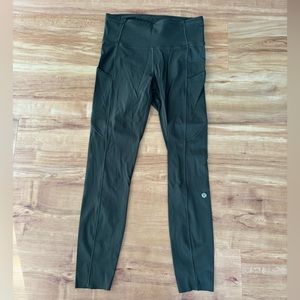 Lululemon Fast And Free Leggings size 6 25” inseam non reflective